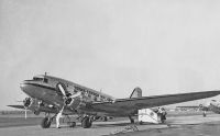 Photo: Trans Canada Airlines - TCA, Douglas DC-3, CF-TEB