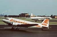 Photo: Capital Airlines, Douglas DC-3, N25689