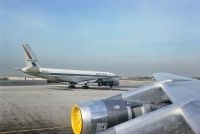 Photo: United Airlines, Douglas DC-8-21, N8032U