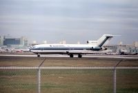 Photo: Eastern Air Lines, Boeing 727-200, N8835E