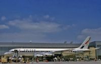 Photo: United Airlines, Douglas DC-8-10, N8005U